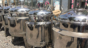 不銹鋼反應(yīng)釜使用前的注意事項